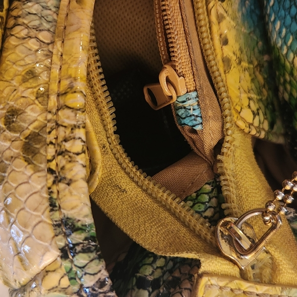 Buddha Snakeskin Purse - Picture 9 of 9